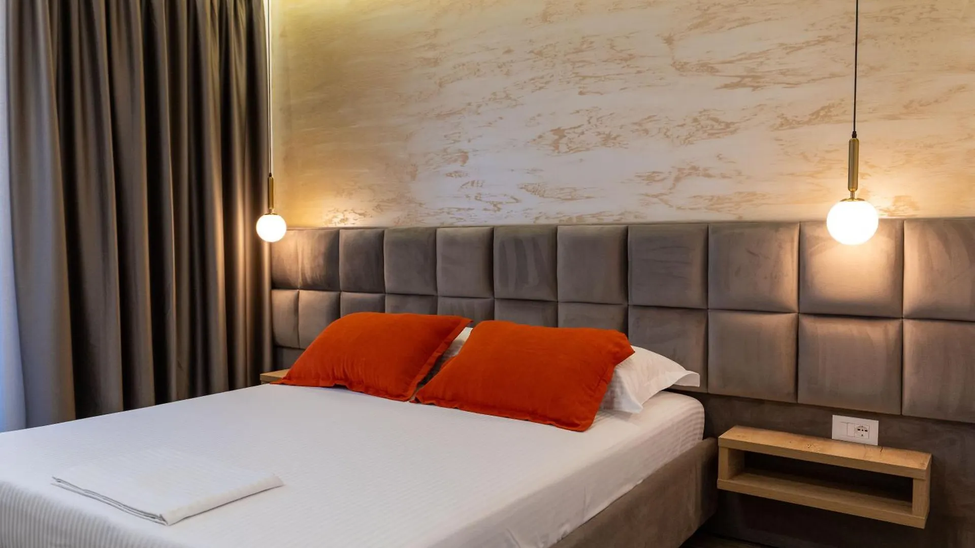Hotel Flori Sarande