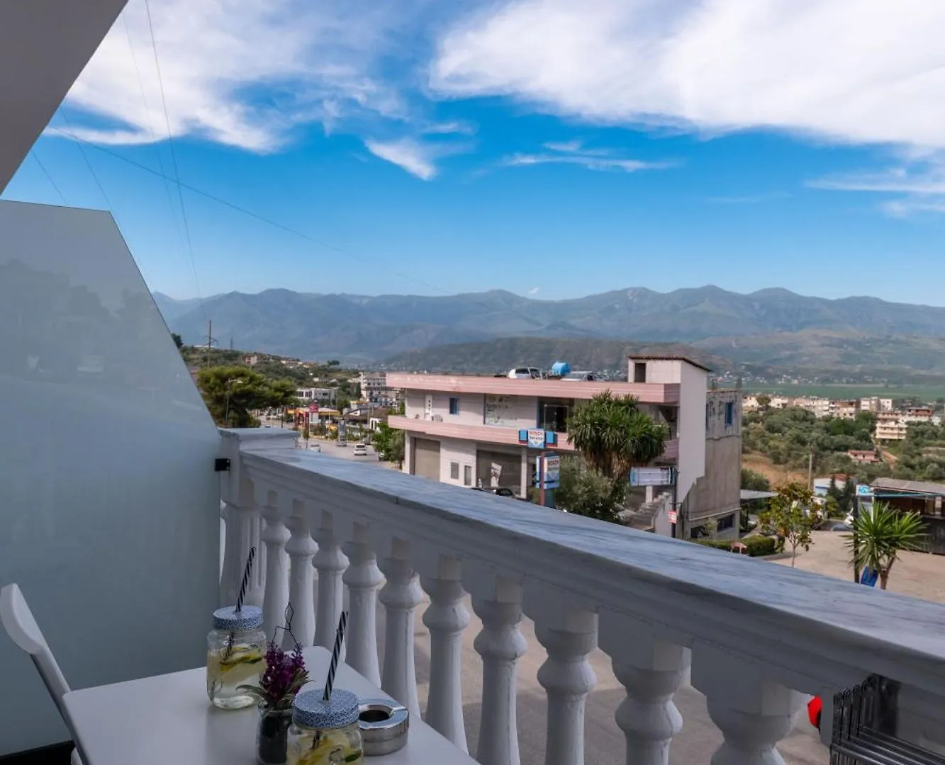 Apartment Hotel Flori Sarande
