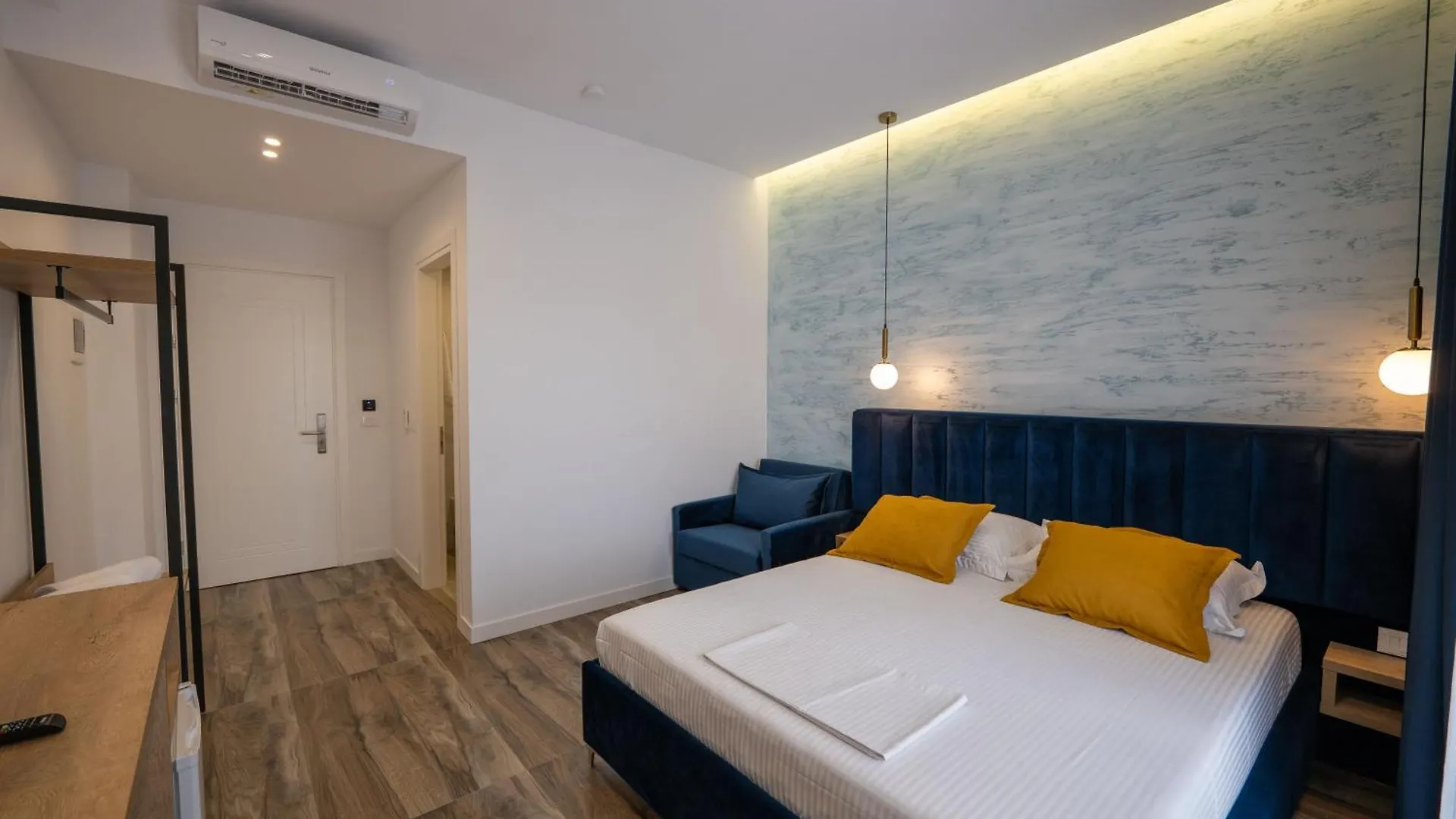 Apartment Hotel Flori Sarande